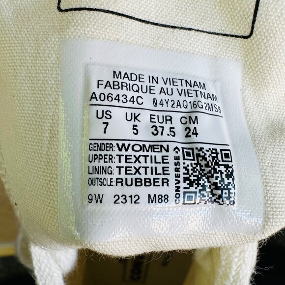 ❤️❤️Rare Converse Chuck 70 3D Charms Hi Women Shoes 7 Flower Stars Heart A06434C - Picture 13 of 15